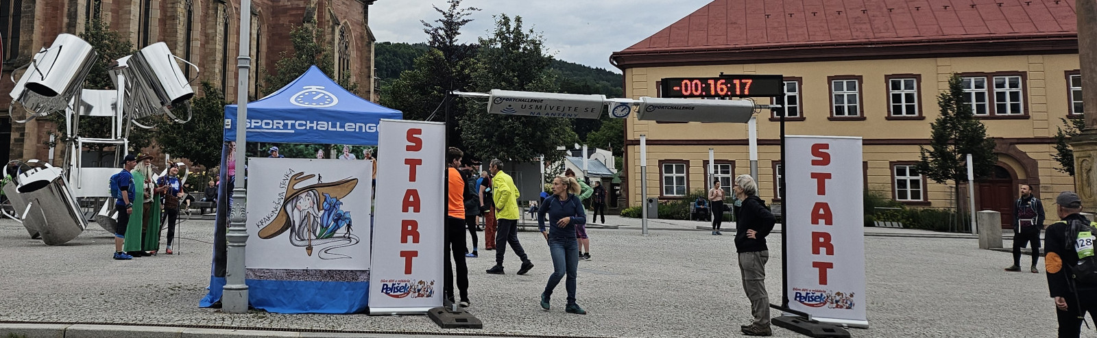 Tradiční pochod Krakonošova 100