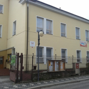 Husova Budova DDM Pelíšek.jpg